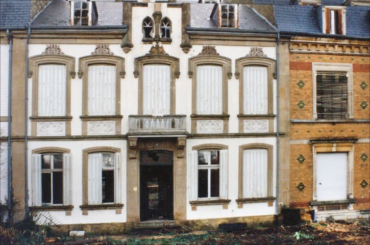 article_image